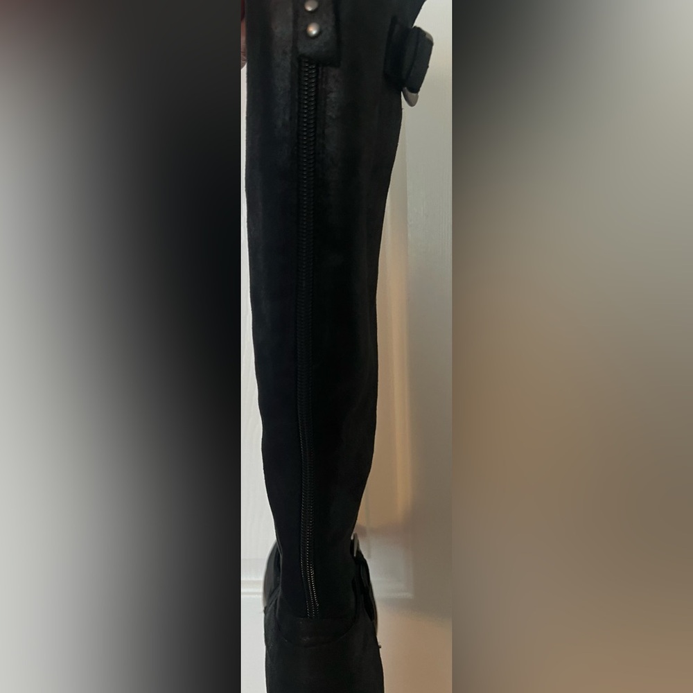 XOXO Black leather boots size 9 - Picture 9 of 12